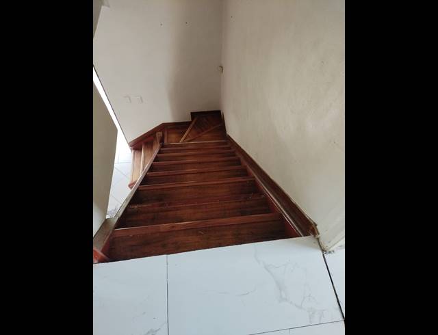 3 BEDROOM SIMPLEX FOR SALE IN ESCOMBE